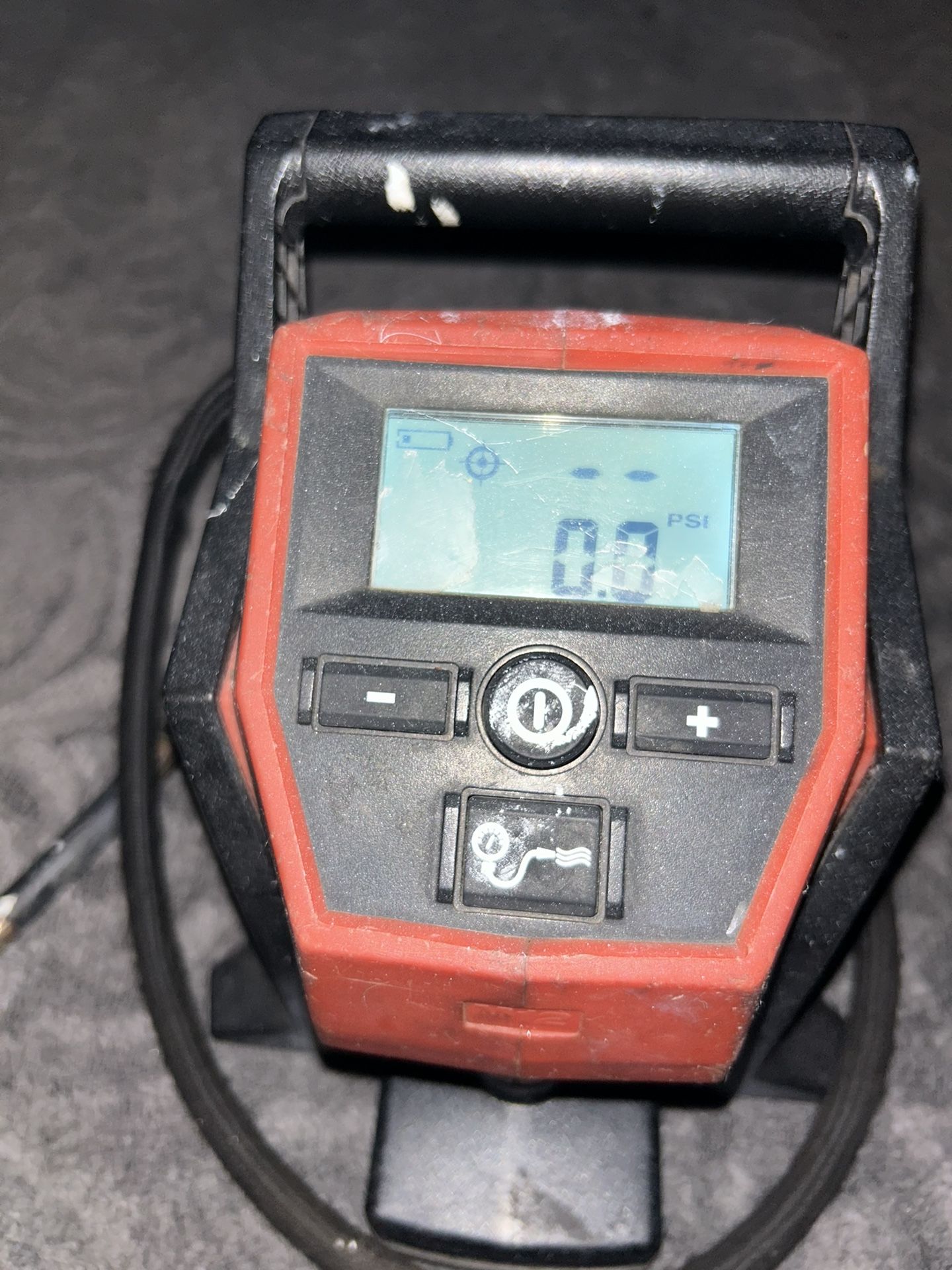 Hand-Held Air Compressor / Compressor De Aire