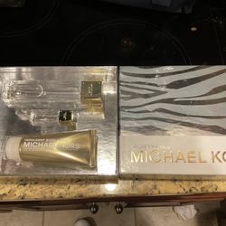 Michael Kors Sporty Citrus Women’s perfume & lotion brand new never used!