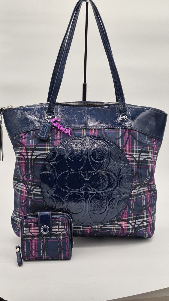 Coach Tote And Matching Wallet