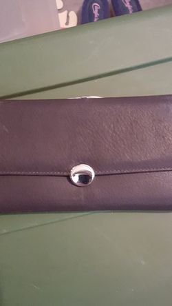 New with tag mundi brown leather womans wallet
