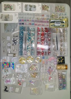 Nail charms & rhinestones