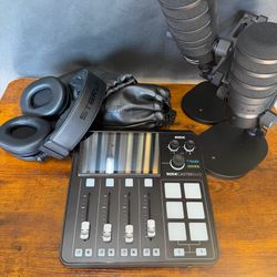RODE RODECaster Duo Compact All-in-One Audio Production Podcast or Recording with Headphones and Mics
