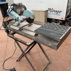 Saw machine