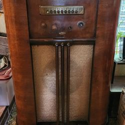 Vintage Radio