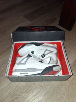 Air Jordan 4 Retro OG (GS) Size: 6, 5Y