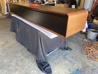 New Povision floating tv console 85”