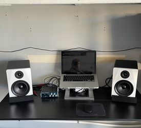 Full Studio Equipment Setup