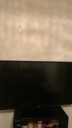 42” LG smart tv