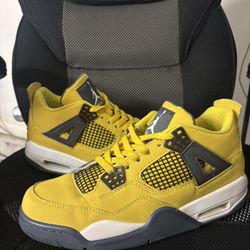 Jordan 4s