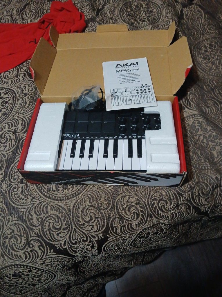 Akai MPK Mini