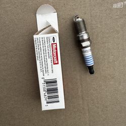 Different Spark Plugs Kits