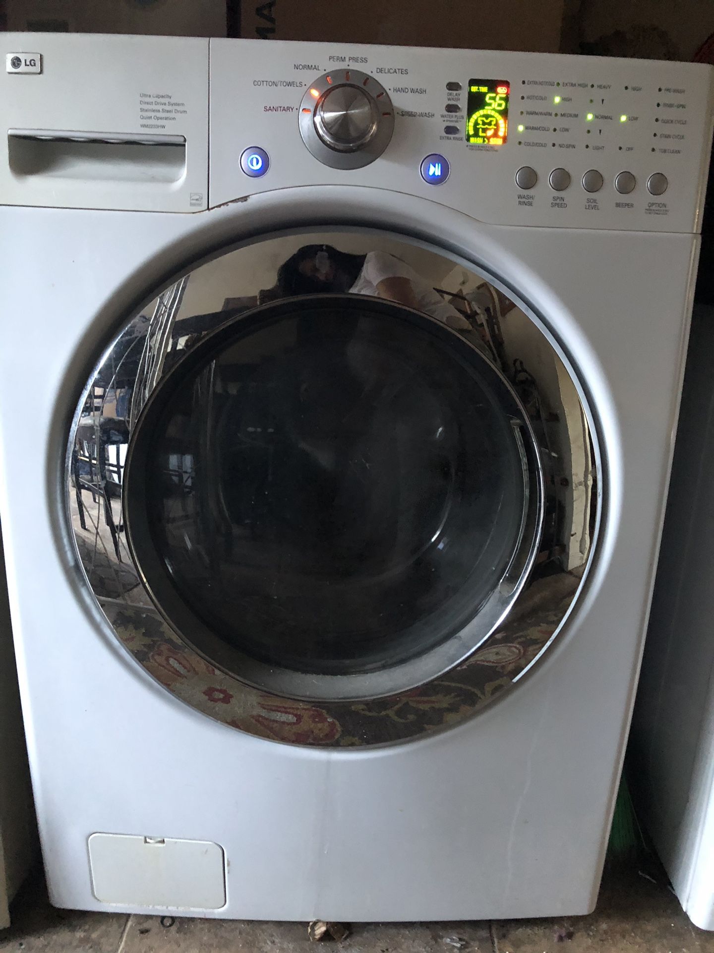LG Washer WM2233HW Dryer DLE3733W