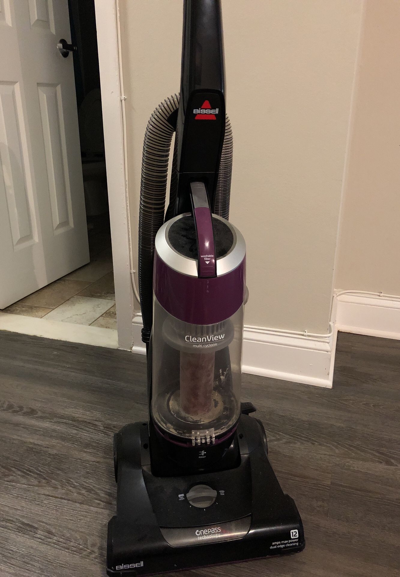 Bissell 9595A CleanView Bagless Vacuum with OnePass