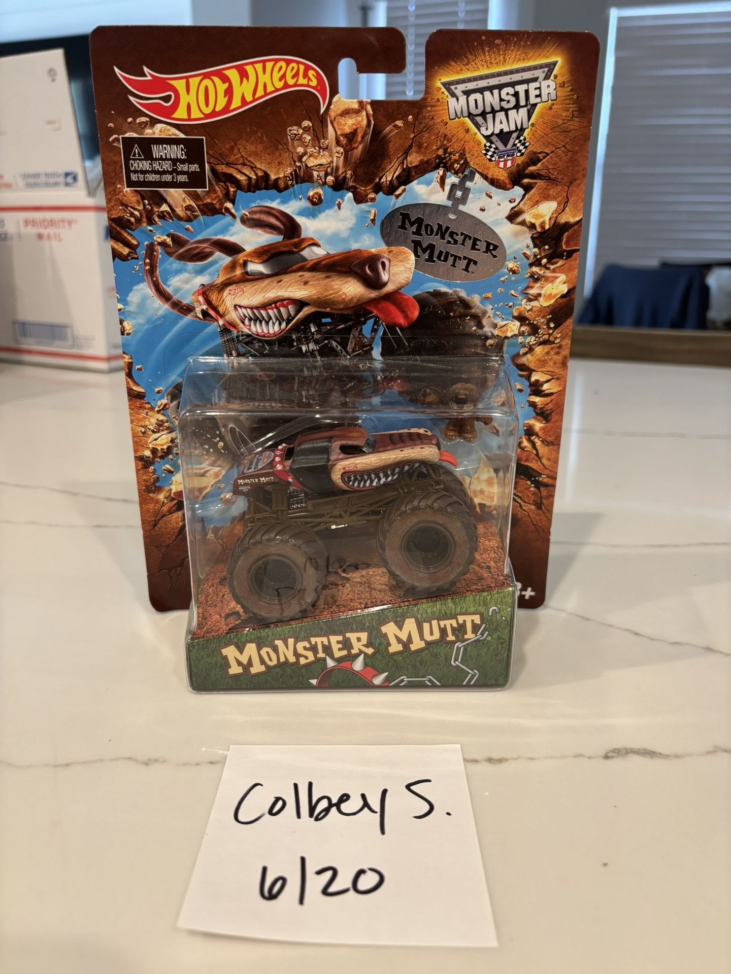 Monster Jam Hot Wheels Monster Mutt Mail In