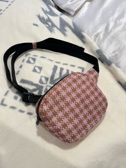 Baggu: Rose Pixel Gingham Puffy Fanny Pack