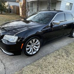 2018 Chrysler 300 