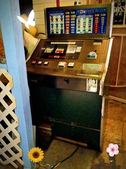 Bally S5500 Slant-top Slot Machine