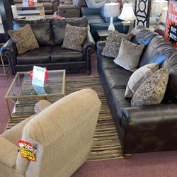 🇺🇸HUGE Ashley Furniture Blowout Sale!🇺🇸 Brand New Sofa Loveseat W/ Nailhead Trim & Accent Pillows Included! $50 Down Takes It Home Today!