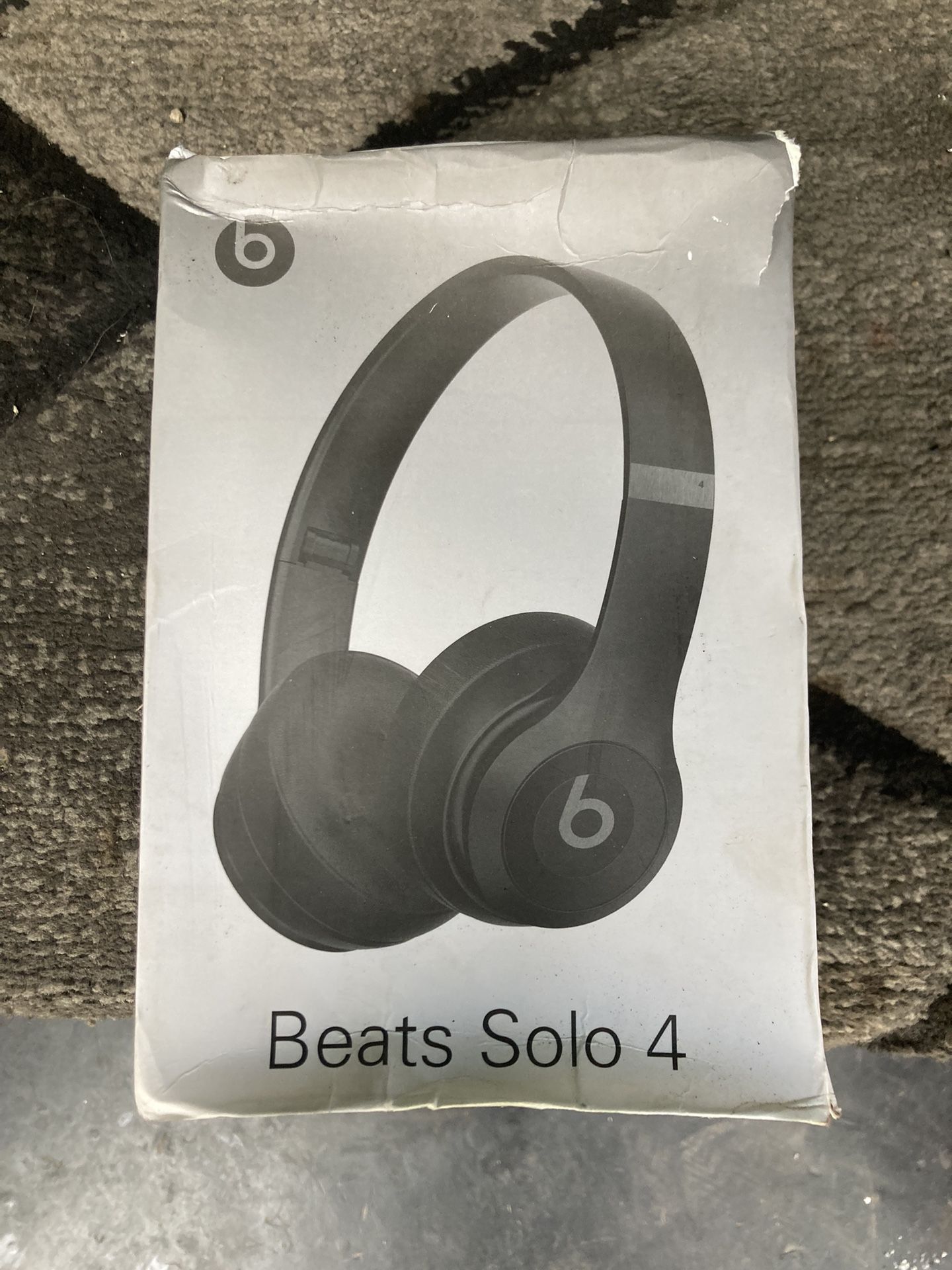 Beat Solo 4
