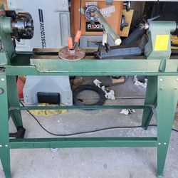 Wood lathe