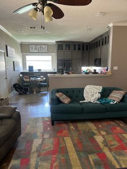 8’ x 11’ rug
