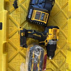 Dewalt 806 Battery 6 A Flex Volt 