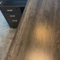 Computer Desk With Storage