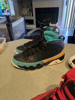 Dream It Do It 9s