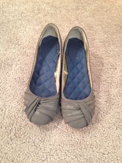 Gray high heels, size:8 for girls/woman