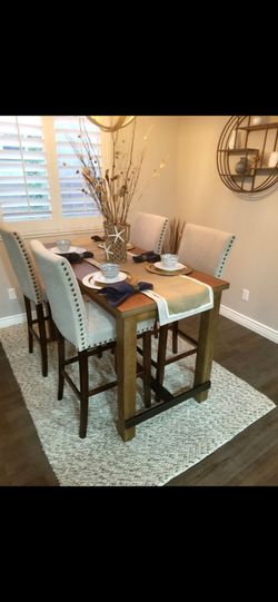 Four dining chairs