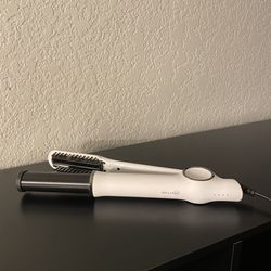Instyler hair tool 