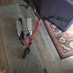 Wing Flyer Pedal Exercise Scooter