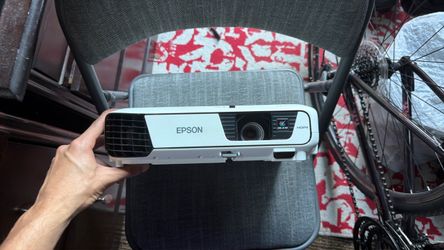 Epson EX3240 HDMI Projector