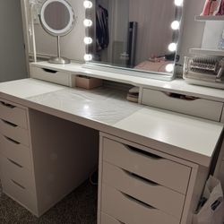 Makeup Vanity