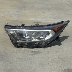 2019 - 2021 TOYOTA RAV4 LH DRIVER SIDE HEADLIGHT OEM