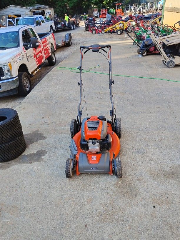 Husqvarna AWD Push Mower Runs Perfect