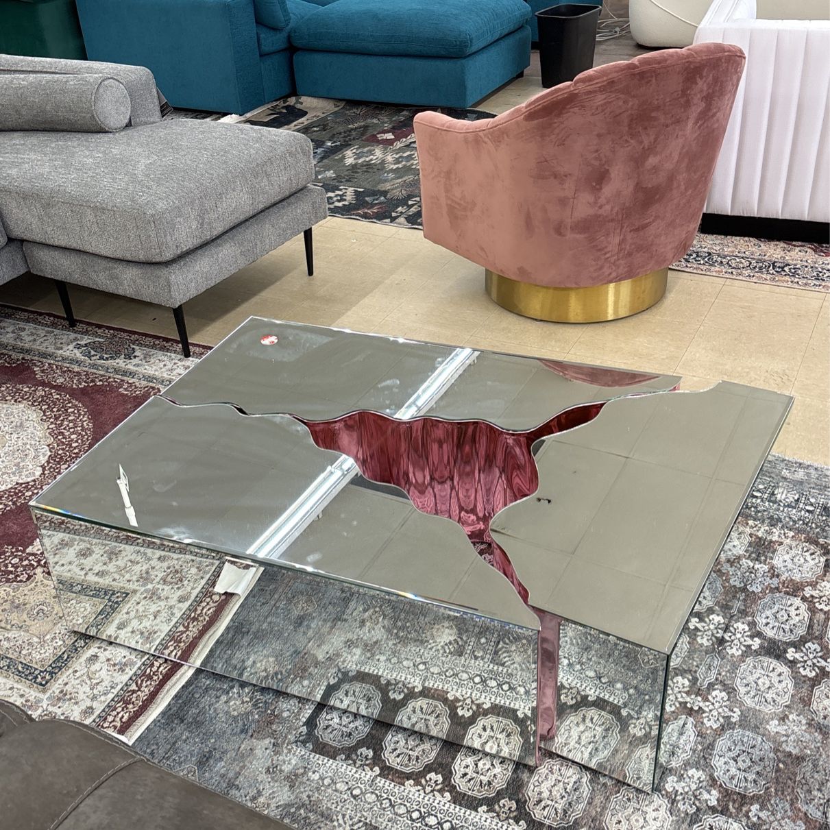 Luxury Mirror 3 Piece Hearth Shape Coffee Table 🌸❣️🤍
