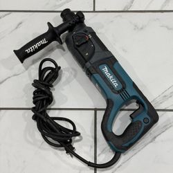 Makita 7Amp Corded 1 in SDS-Plus Concrete/Masonry Rotary Hammer Drill 