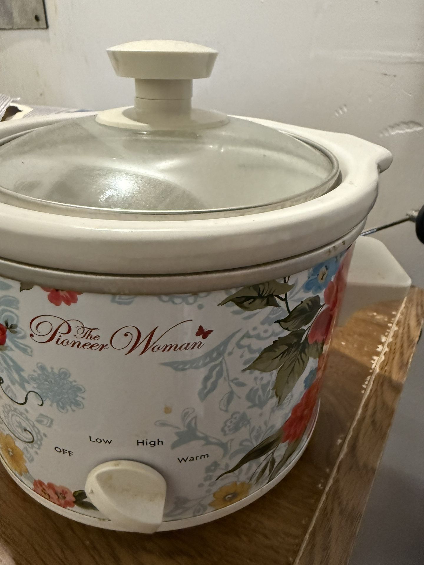 Pioneer Woman Small Slow Cooker / Crockpot
