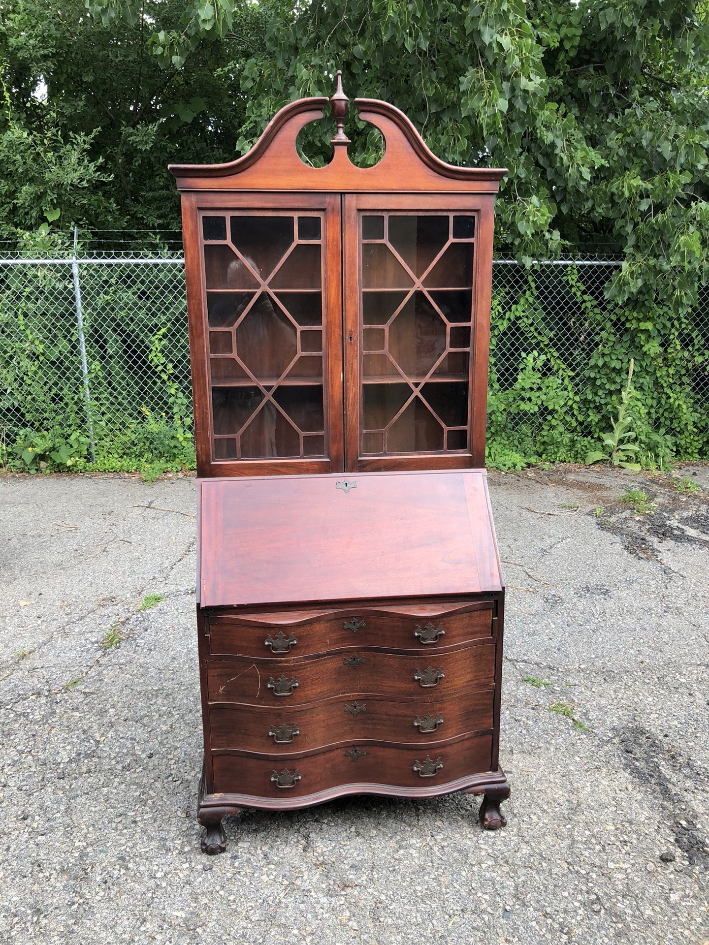 86” Tall Governor Winthrop Desk