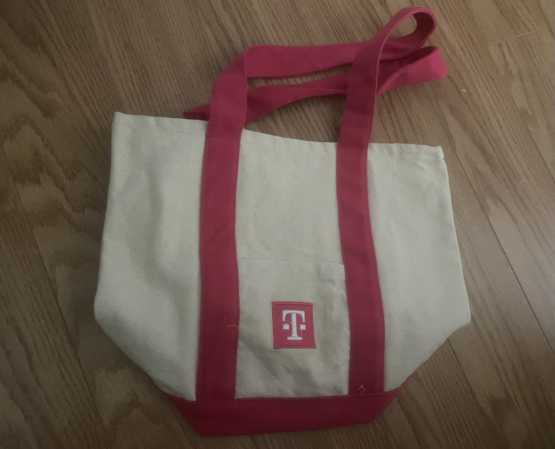 T Mobile Tote bag