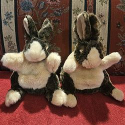 EASTER SET OF 2  FOLKMARIS SOFT BUNNY RABBITSOFT PLUSH  HANDPUPPES 8"  
