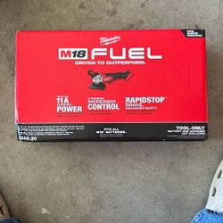 Milwaukee M18 Fuel Grinder