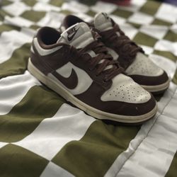 Brown Nike Dunks Low Size 6.5