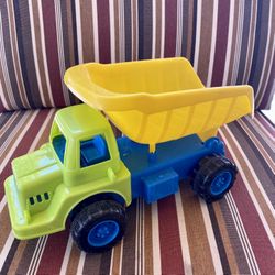 Toy Dump Truck 