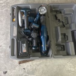 Ryobi 18v Kit In Box (Ryobi Circular Saw-/Drill /Driver -/Reciprocating Sa w-/Working Light 1Battery  Lithium 18vCharger And Cas ) Be