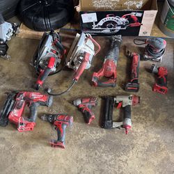 Milwaukee Power Tools