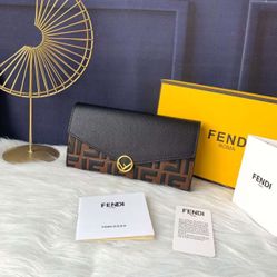 Fendi Wallet With Box For Mother’s Day Gift 