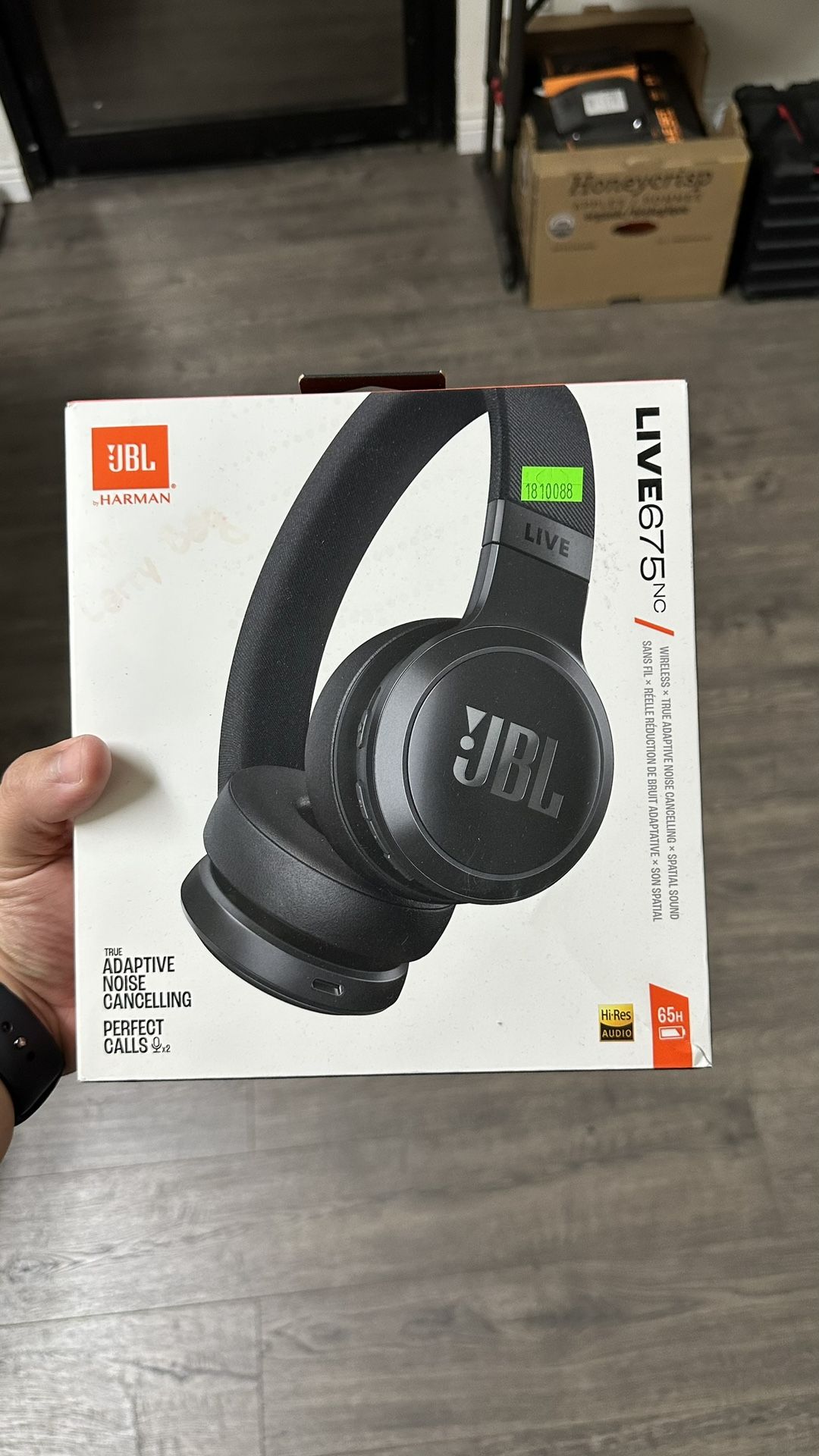 Open Box - Like New - JBL Live 675NC Headphones