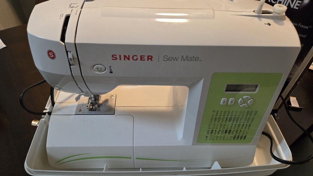 Singer Sew Mate Sewing Machine